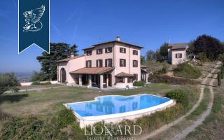 Вилла за 2 000 000 евро в Страделле, Италия