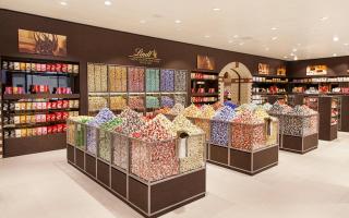 Коммерческая недвижимость за 540 000 евро в Барселоне, Испания
