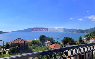 Апартаменты за 173 250 евро в Кумборе, Черногория