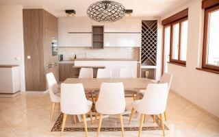 Квартира за 705 900 евро в Бечичи, Черногория