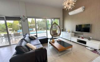 Вилла за 1 600 000 евро в Лимасоле, Кипр