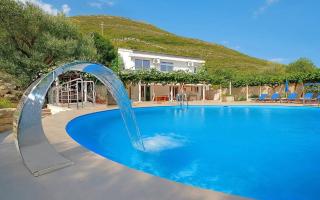 Дом за 650 000 евро в Режевичах, Черногория