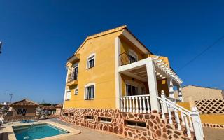 Шале за 239 000 евро в Сан-Мигель де Салинас, Испания