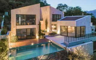 Вилла за 2 000 000 евро в Прчани, Черногория