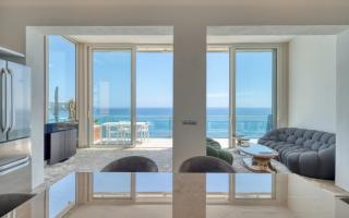 Апартаменты за 1 950 000 евро в Рокбрюн-Кап-Мартен, Франция