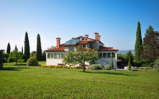 Дом за 1 690 000 евро в Изоле, Словения