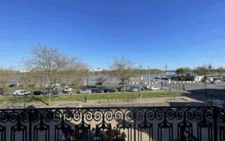 Квартира за 936 000 евро в Бордо, Франция