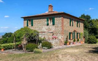 Дом за 590 000 евро в Синалунге, Италия