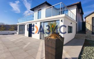 Дом за 249 900 евро в Каблешково, Болгария