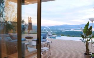 Вилла за 700 000 евро в Тивате, Черногория