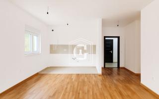 Апартаменты за 125 000 евро в Бечичи, Черногория