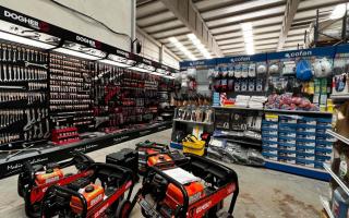 Коммерческая недвижимость за 1 180 000 евро в Барселоне, Испания