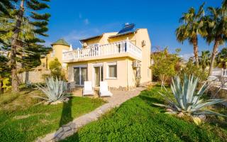 Вилла за 330 000 евро в Конаклы, Турция