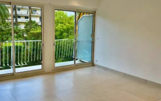 Квартира за 319 000 евро в Каннах, Франция