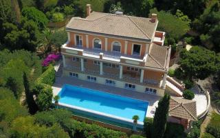 Вилла за 2 500 000 евро на Корфу, Греция