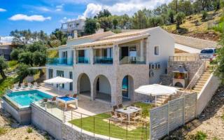 Вилла за 2 500 000 евро на Корфу, Греция