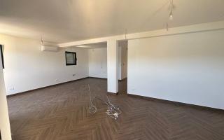 Квартира за 410 000 евро в Тивате, Черногория