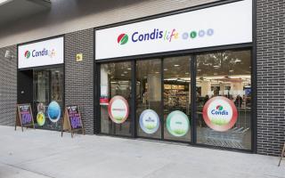 Коммерческая недвижимость за 680 000 евро в Барселоне, Испания