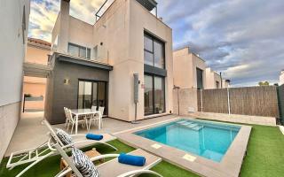 Вилла за 329 900 евро в Ориуэла Коста, Испания