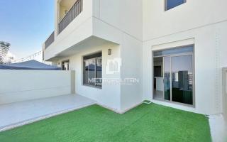 Таунхаус за 665 403 евро в Дубае, ОАЭ