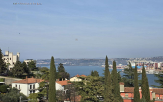 Квартира за 330 000 евро в Копере, Словения