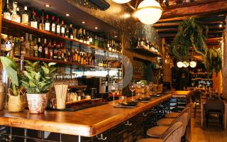 Коммерческая недвижимость за 1 400 000 евро в Эйшампле, Испания