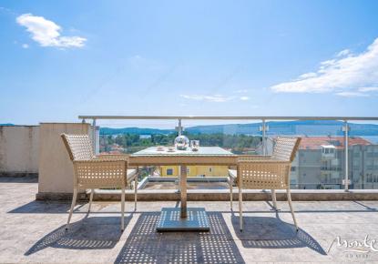 Апартаменты за 360 000 евро в Тивате, Черногория