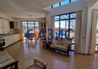 Дом за 165 000 евро в Ахелое, Болгария