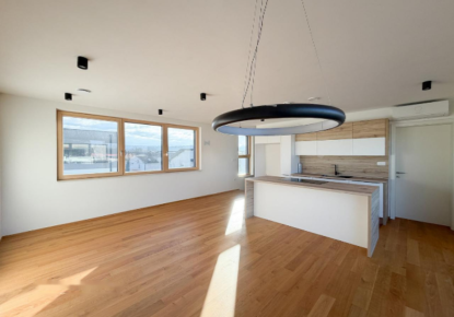 Квартира за 595 000 евро в Любляне, Словения