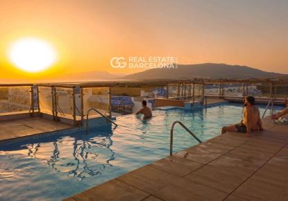 Доходный дом за 3 200 000 евро в Гранаде, Испания