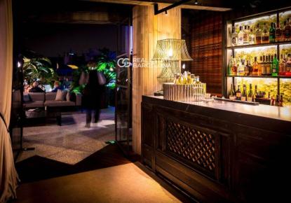 Магазин за 900 000 евро в Барселоне, Испания