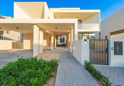 Вилла за 7 261 696 евро в Дубае, ОАЭ