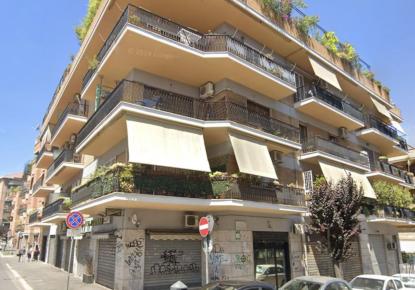 Магазин за 170 000 евро в Риме, Италия