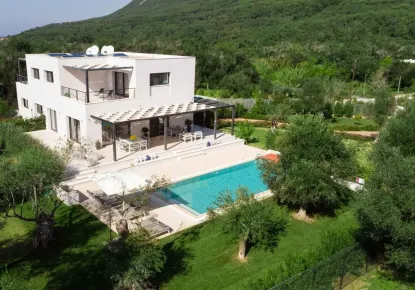 Вилла за 1 950 000 евро на Корфу, Греция