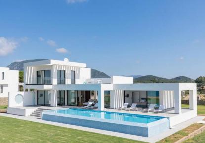 Вилла за 2 500 000 евро на Корфу, Греция