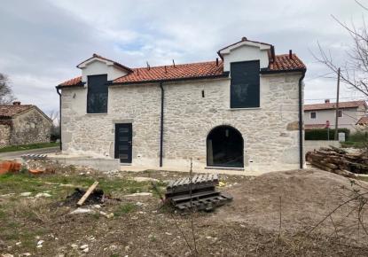 Дом за 420 000 евро в Кршане, Хорватия