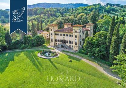 Вилла за 2 500 000 евро в Пистое, Италия