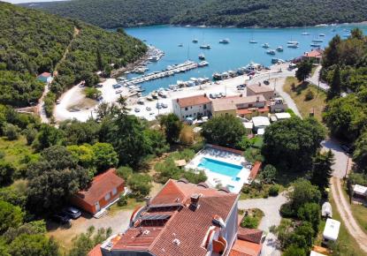 Офис за 2 500 000 евро в Марчане, Хорватия