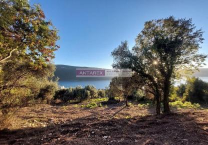 Земля за 2 900 000 евро в Кумборе, Черногория