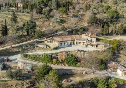 Дом за 780 000 евро в Кортоне, Италия