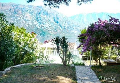 Вилла за 425 000 евро в Столиве, Черногория