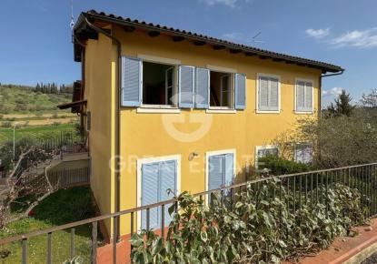 Апартаменты за 145 000 евро в Четоне, Италия