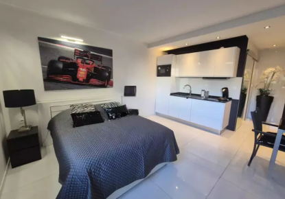 Квартира за 285 000 евро в Каннах, Франция