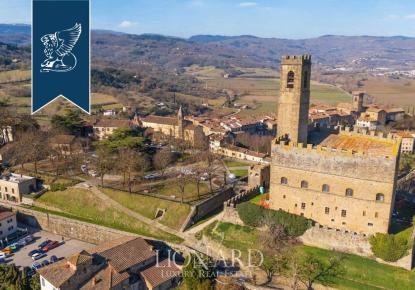 Отель, гостиница за 7 800 000 евро в Ареццо, Италия