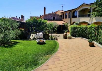 Отель, гостиница за 2 300 000 евро в Новиграде, Хорватия