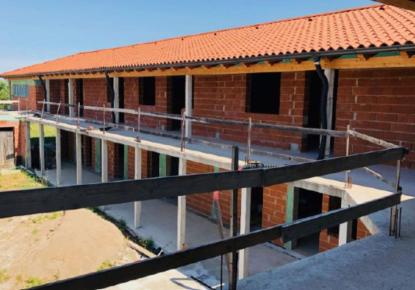 Отель, гостиница за 1 350 000 евро в Копере, Словения