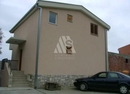 Дом за 265 000 евро в Баре, Черногория
