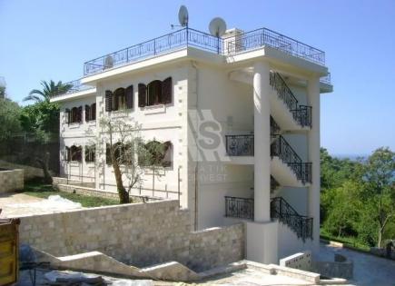 Квартира за 220 000 евро в Петроваце, Черногория