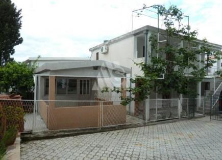 Дом за 190 000 евро в Сутоморе, Черногория