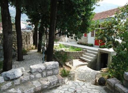Коммерческая недвижимость за 770 000 евро в Сутоморе, Черногория